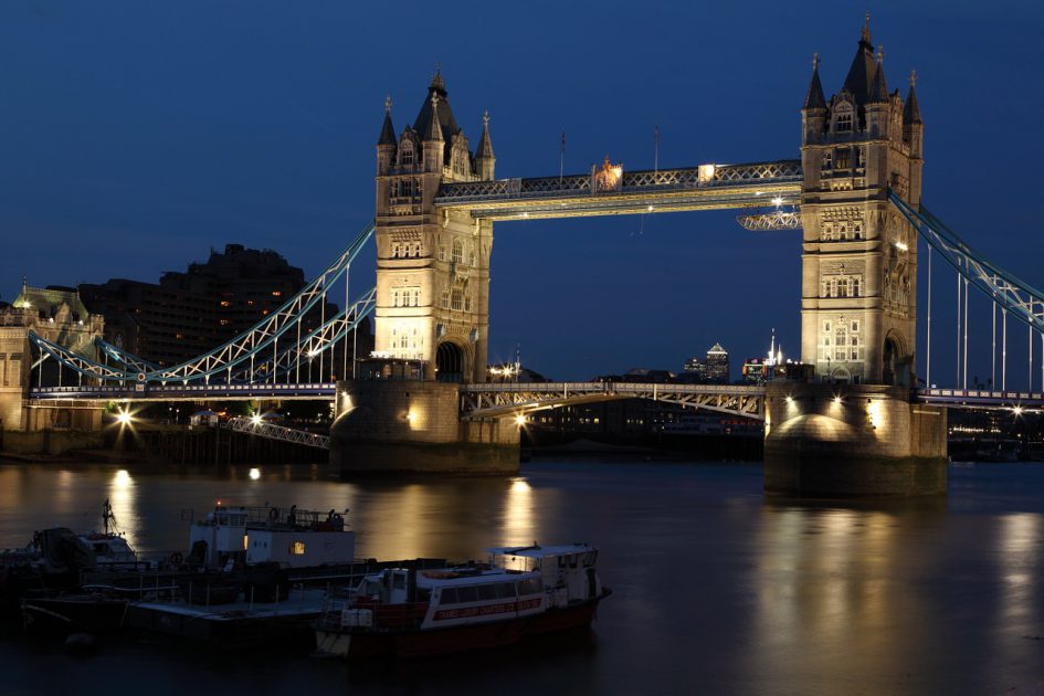 Dialoger på Engelska - Tourists in London